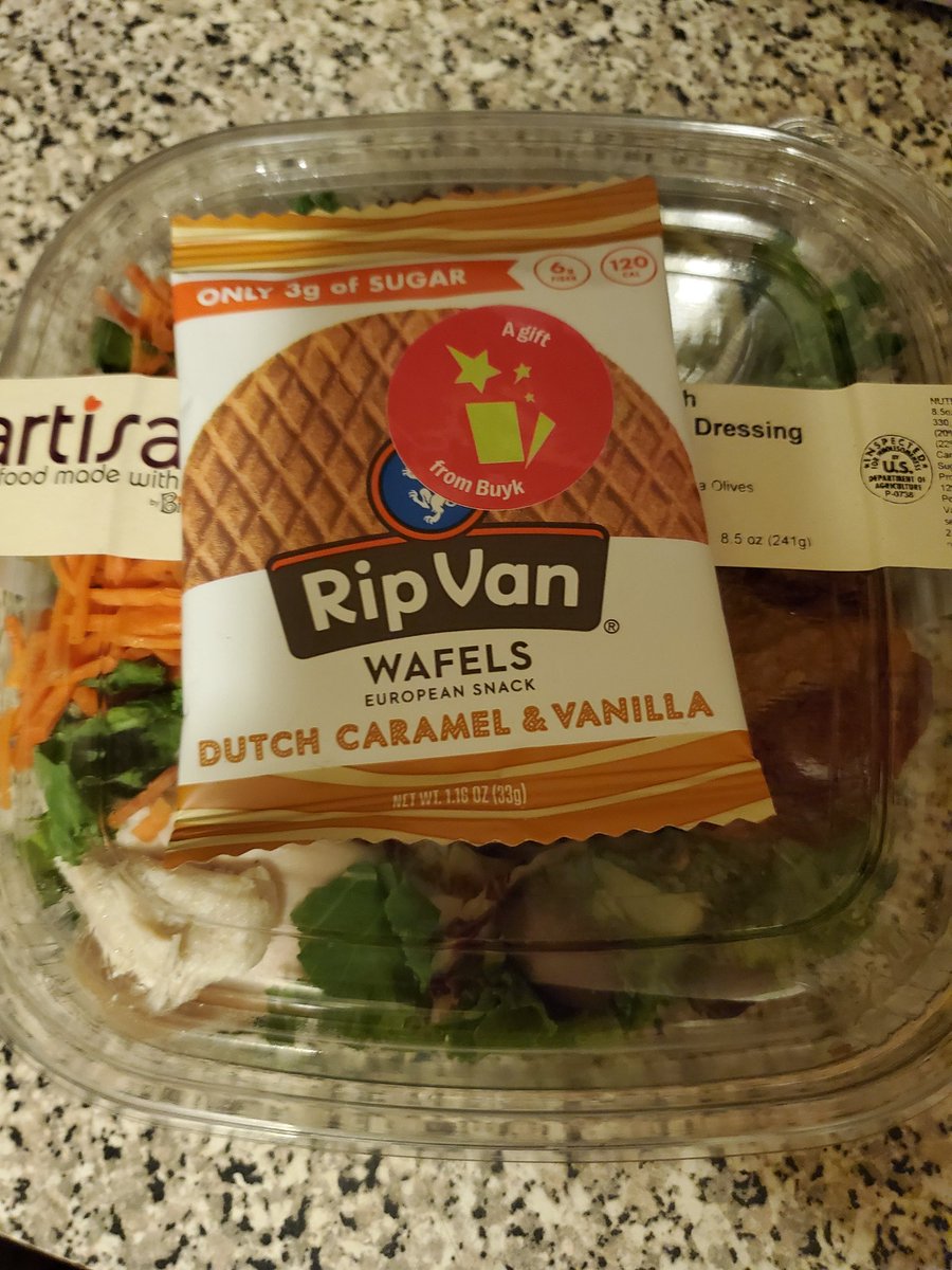12Funko's tweet photo. @buyk_15min good job on the food outside of a missing root beer and bread 2 days from expiration. Not too bad for a first try. However, you need more ethnic food, such as Jewish, Japanese and Korean foods, etc. Furthermore, too much was out of stock, etc. https://t.co/7cdHEBkBD7