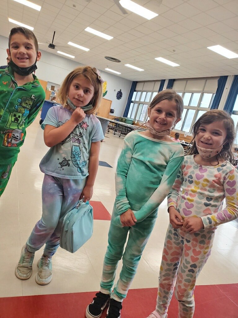 mrs_murtagh's tweet photo. The rain made it even easier to wear our PJs to school.🌧 Getting a good nights sleep is healthy! What a cozy day to celebrate the 2nd day of Red Ribbon Week @WeRStokes https://t.co/40SEdSkQJr