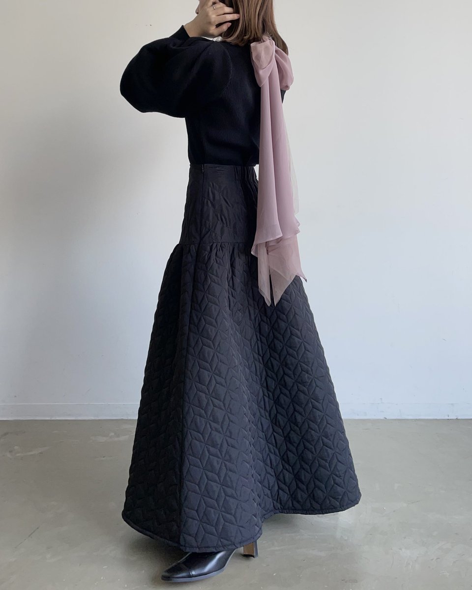 ♦︎BIGリボンチョーカー
モノトーンになりがちな秋冬におすすめしたいアイテム！

シンプルなコーデに合わせて
大人っぽくスタイリング。

個人的にトレンドのピンク推し♡！

LA BELLE  ETUDE
ラベルエチュード