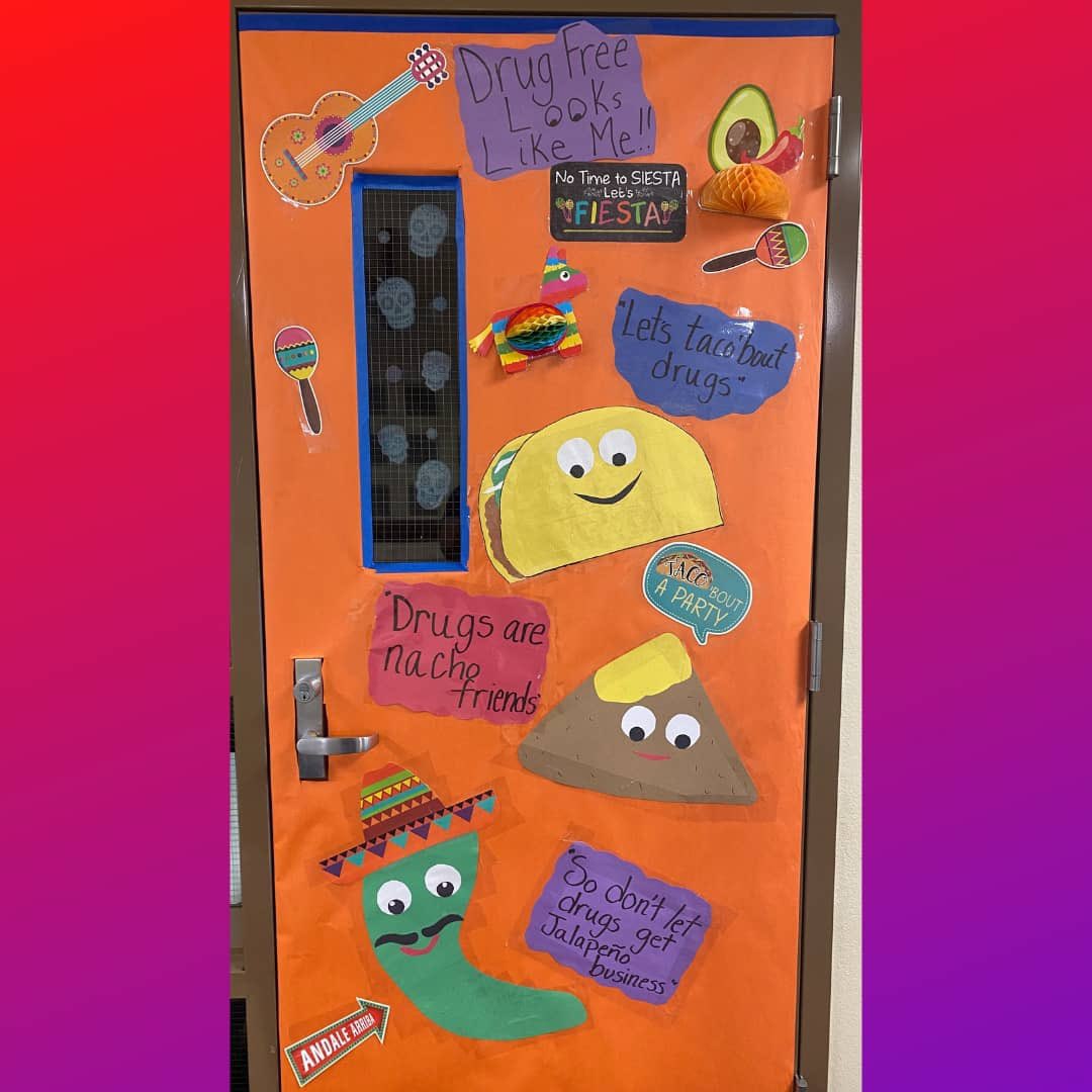 <a href="/VDLcounselors/">Vista del Lago Counselors</a> say life is sweet when it is drug free! So eat some tacos for #TacoTuesday because drugs are Nacho friend! #RedRibbonWeek2021 #RedRibbonWeek is going strong at <a href="/VDLHSRavens/">Vista Del Lago MVUSD</a>! Our students are proud to be drug free &amp; commit to success! @VDL_Prinicipal @VDL_AP_STEPH