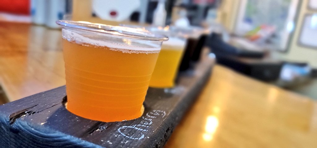 YashYanthi's tweet photo. Beer me! @RurbanBrewing is our 1st stop & i love that they name their tanks after friends +β© family. Can't buy these elsewhere so I'm grabbing a few to bring back for Chris. @TourismCornwall @AttractionsOnt @SouthEast_Ont #ad #DiscoverON #ExploreCornwallON #GirlsGetawayWithYash https://t.co/KHEyrr7Ndj