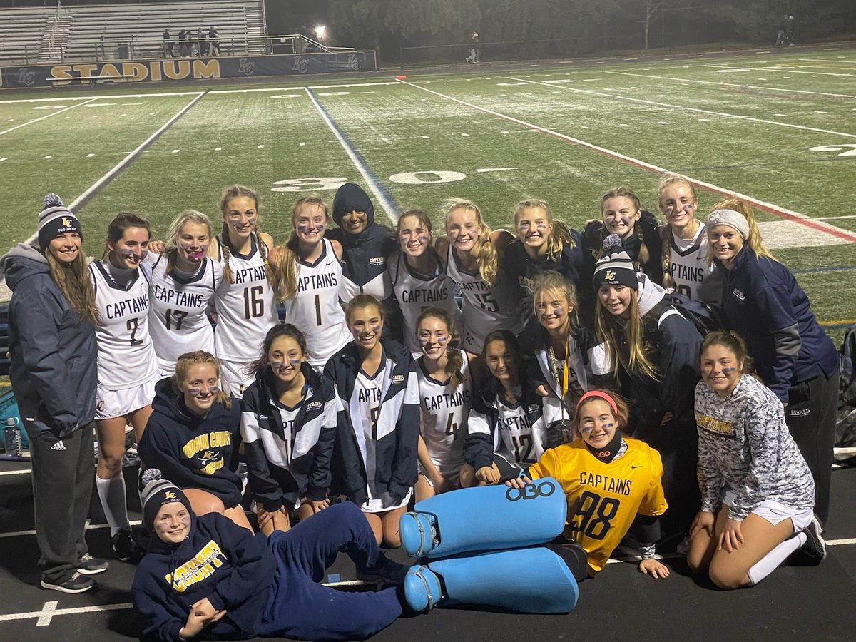 LCHSVFH's tweet image. We did it!!!! Captains win 6-2 over Valley 🏑 Moving on to the DD Championship game on Thursday AND advancing to regions for the first time in program history!! Great game by @lvhsfh who never gave up! @countylchs @LoCoSports