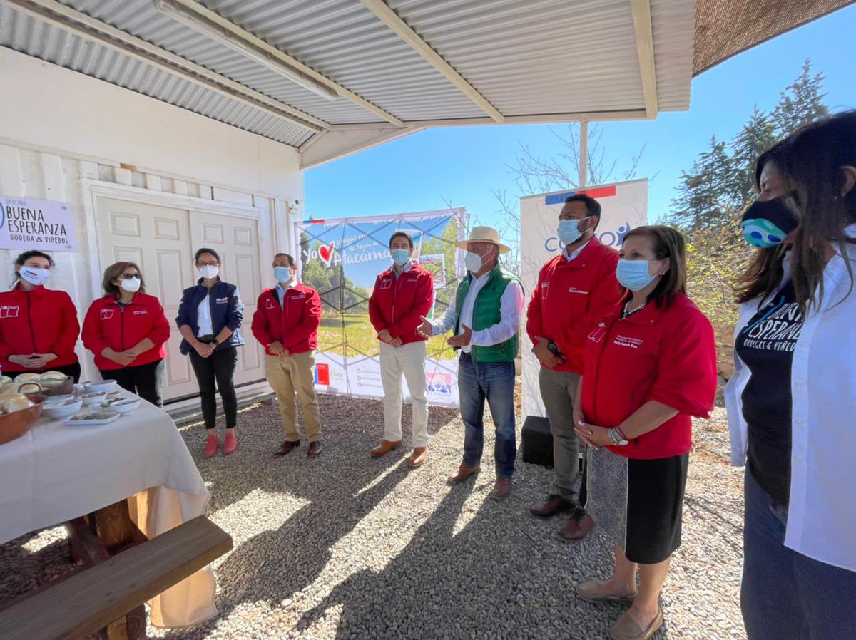 CorfoAtacama's tweet photo. En una nueva jornada de la #semanadelapyme en @vinabuenaesperanza de #Vallenar presentamos el Programa Territorial Integrado (PTI) Turismo Agrícola Rural de @corfochile Provincia de #Huasco en su Etapa de Validación 💪🏾🇨🇱#máspymesquenunca https://t.co/4IRd99LnNd