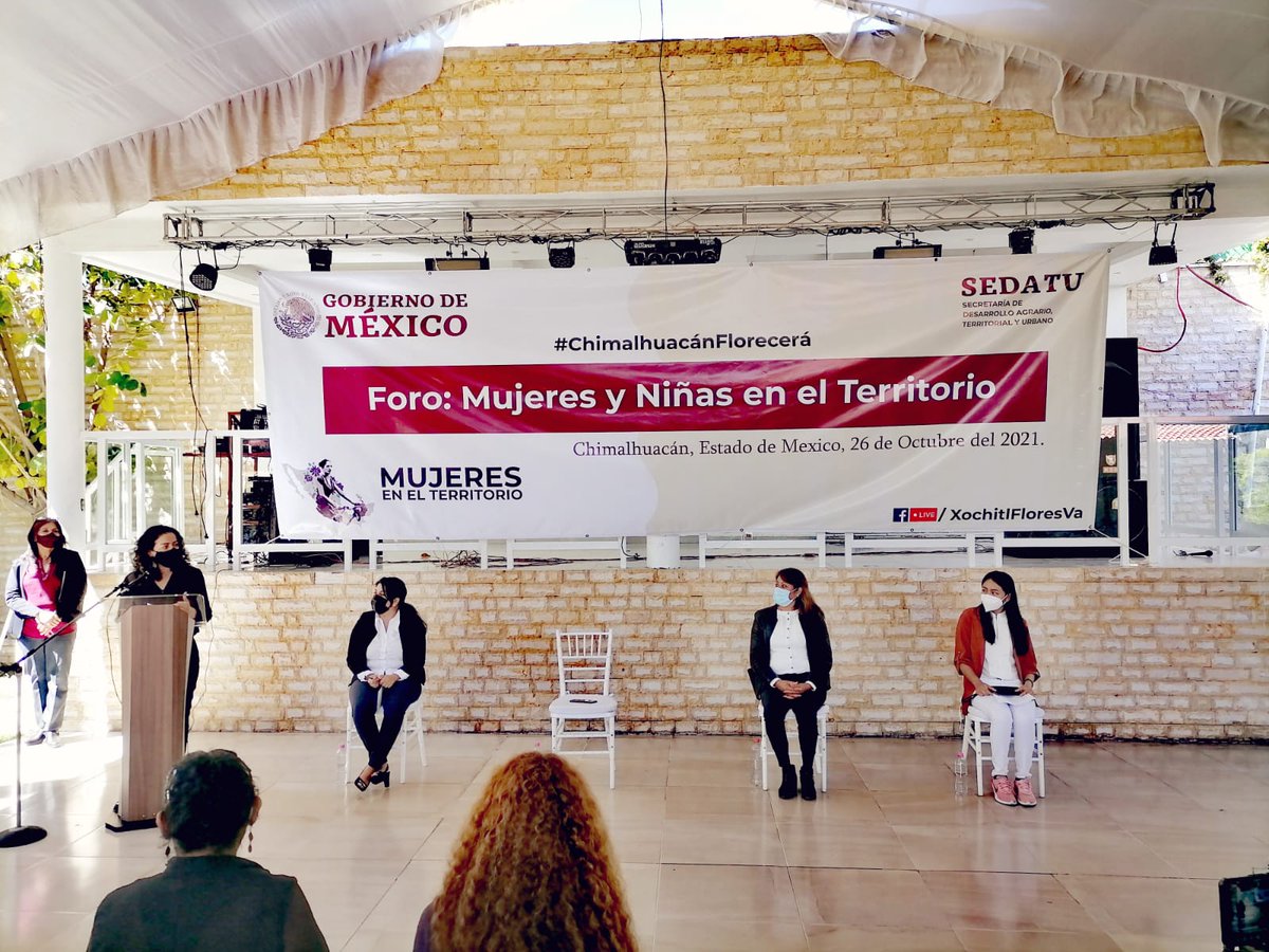 Kolhoznitza's tweet photo. Hoy junto con mi querida @LilianaSanchhez acompañé a la Presidenta electa de #Chimalhuacán al Foro: Mujeres y niñas en el territorio, trabajaremos juntas en la implementación de esta estrategia y el próx. año va la Jornada con ellas en beneficio de las mujeres y niñas del mpio💜 https://t.co/Qz3TTeTKPm