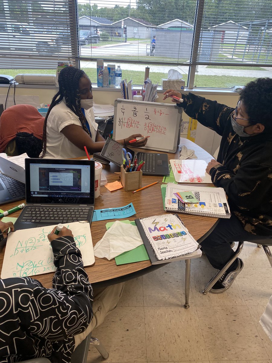 MimiLam6___'s tweet photo. Winding down the content block in small groups with our scholars is what our teachers are continuing to push for in their classes to check for student mastery and understanding.  @WhidbyES https://t.co/QP17edVKTk