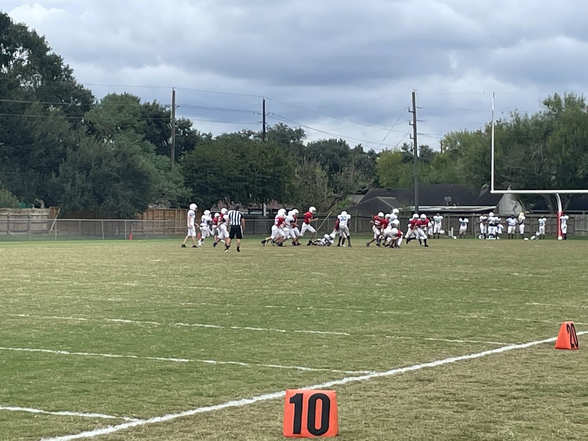 feliciahayes03's tweet photo. Great performances by both our dance and football team tonight @Watkins_CFISD! @DrLozano_CFISD #StaffTailgate #LetsBeGreatWatkins https://t.co/cLTki92ApD