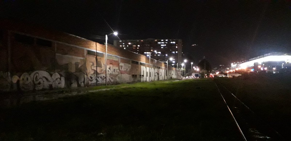 ¡Estamos cumpliendo! ✅

Gracias a un trabajo articulado, logramos el restablecimiento del alumbrado público para recuperar la seguridad en un sector de la Carrera 30.

Con liderazgo y acciones concretas mejoramos la calidad de vida de los bogotanos.