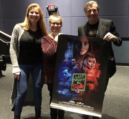 MaddWolf's tweet image. So fun watching #LastNightInSoho screening with @RADIORANDY at @GatewayFC ! Thanks @OwensGroupCBUS &amp;amp; congrats winners!