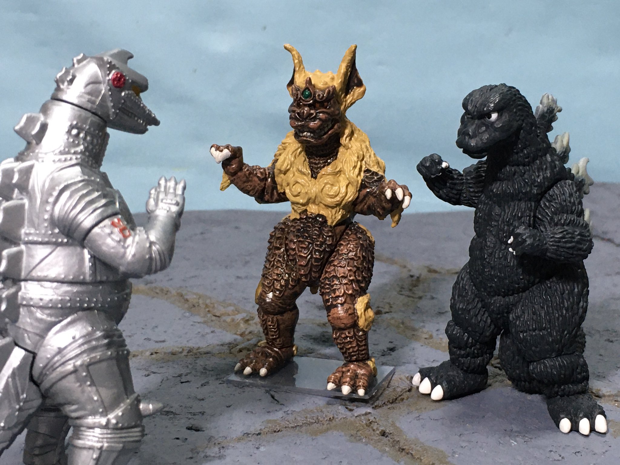 東宝怪獣シリーズ 鎮座獣 極まりない キングシーサー 全2種類