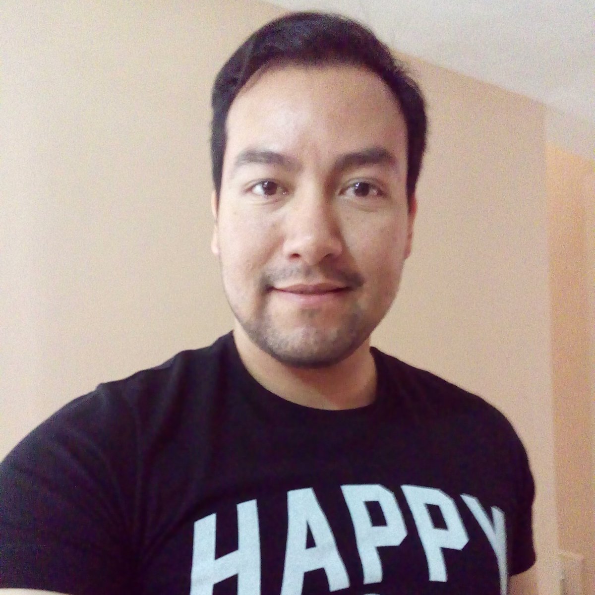 _gerardz's tweet photo. #NuevaFotoDePerfil https://t.co/578vxYXkn4