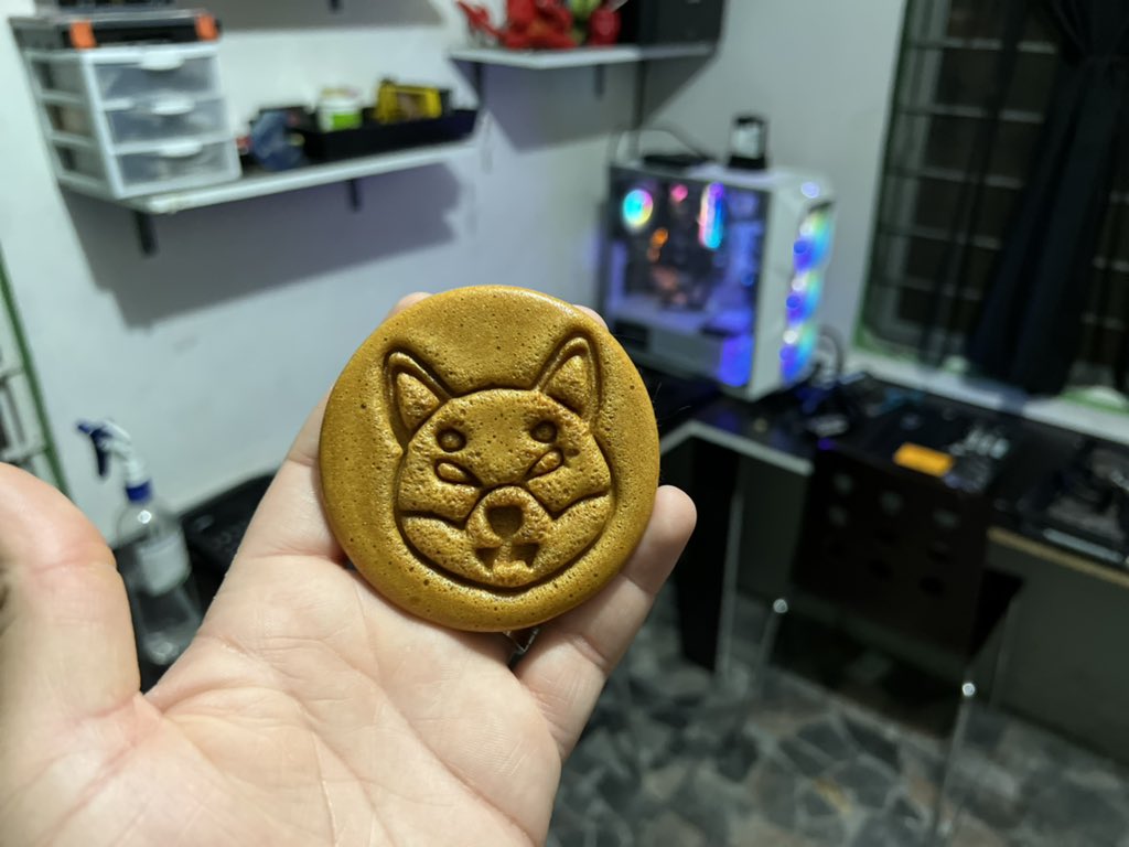 El que persevera triunfa y así vamos a ganar este #BinanceWhaleGame perdón la cara de cansancio 😴 😆 pero lo logramos por el #SHIBARMY… Esta moneda #shibainu que comenzó como una broma pero se CONVIRTIÓ en una realidad con felicidad y riquezas para los que confiaron! #binance