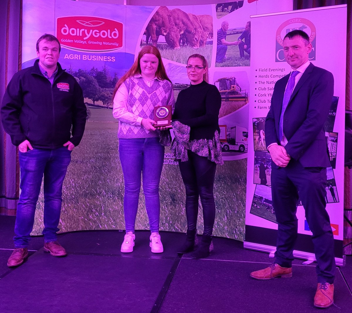 Proud night at <a href="/CorkFriesian/">Cork Holstein Friesian Club</a> awards <a href="/No1CorkHotel/">Cork International Hotel</a> seeing Becky win the judges prize, very humbling to hear judge Willie Sheehan share his thoughts on her passion &amp; knowledge of dairy cows
#ThisGirlCan

Thanks to sponsors <a href="/DairygoldCo_Op/">Dairygold Co-Op</a> 

<a href="/Paulahynes4/">Paula hynes🐄🇮🇪 #TeamHynes</a> <a href="/mahony_seamus/">Seamus O’Mahony</a>