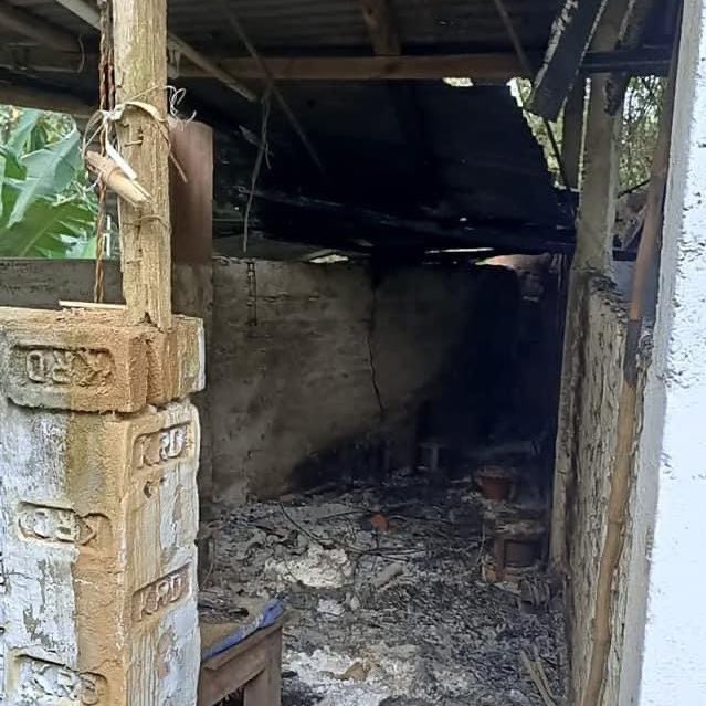 Habeebinamdar's tweet photo. Mosques are being burned down &amp; Muslim homes &amp; businesses are being set on fire.
There is no action by the State.
Tripura Muslims are on the verge of a genocide.
The world needs to take urgent notice.
#SaveTripuraMuslims https://t.co/HKwCa1tUmB