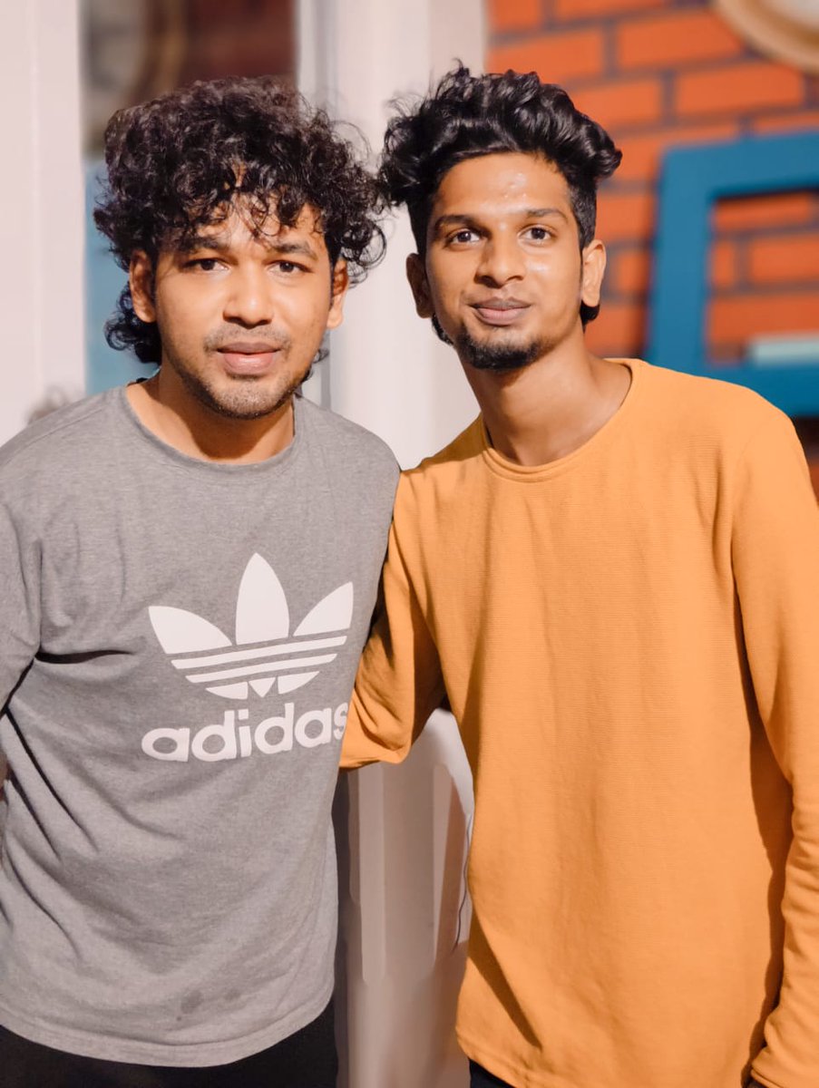 hhtfwamalapuram's tweet photo. • @hiphoptamizha anna recent click with fan ♥️
#HHT6 Look Loading...
#Anbarivu | #HiphopTamizha https://t.co/yYXHbSzJVU
#HHTFWA
#HHTFWAKerala https://t.co/yJNQ9cRgWl
