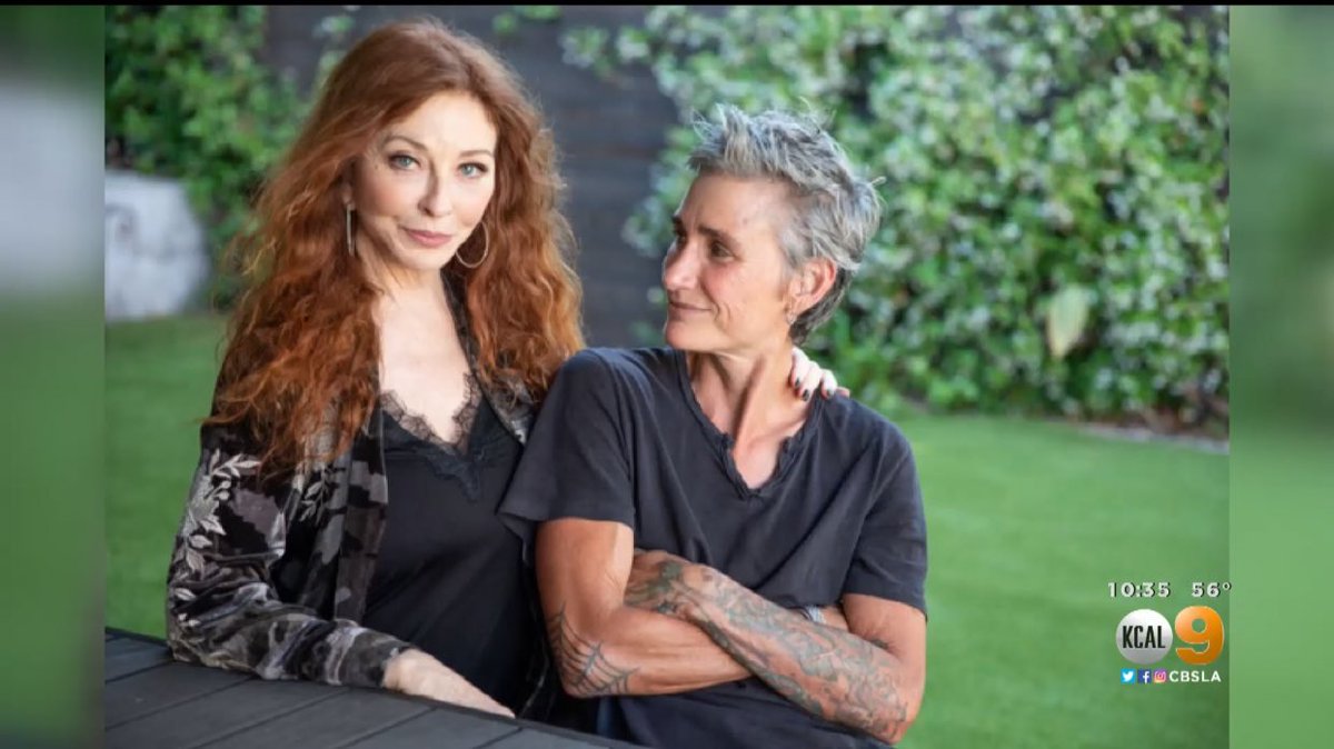 New pic of Elvira with her girlfriend.