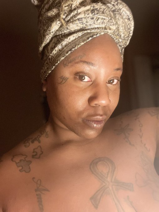 I want it to always feel this natural &amp; effortless 🗣🗣‼️ https://t.co/KNQ3sdxxcb<a href="/tag/glamma"class="tags"><span>#glamma</span></a>