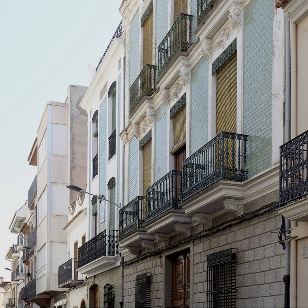 ArquitectosCTAC's tweet photo. #ARq_CS Un activo de la arquitectura es la salvaguarda del patrimonio arquitectónico, y para ello son fundamentales los catálogos de protección, como el que recoge las singularidades arqueológicas, etnológicas y arquitectónicas de La Vilavella. https://t.co/A5lkd34M8R https://t.co/wJ5Z9tz7FE