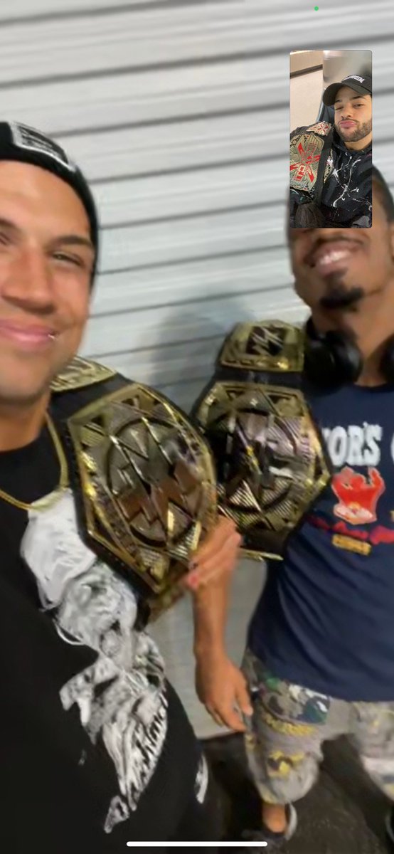 We got our picture the only way we could 💚 @NashCarterWWE <a href="/WesLee_WWE/">🎯</a>