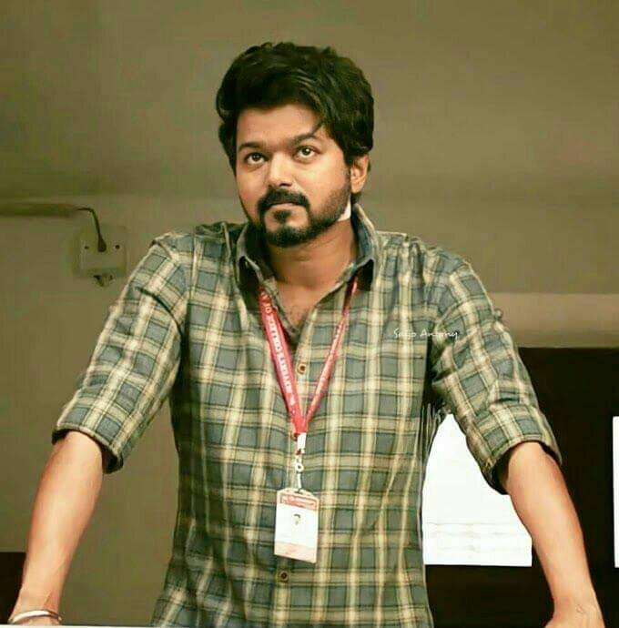 Its_PraveenTVK's tweet photo. இனிய காலை வணக்கம் தளபதி சொந்தங்களே ❤️😊

#Master #Beast @actorvijay https://t.co/ma6IP0E9zh
