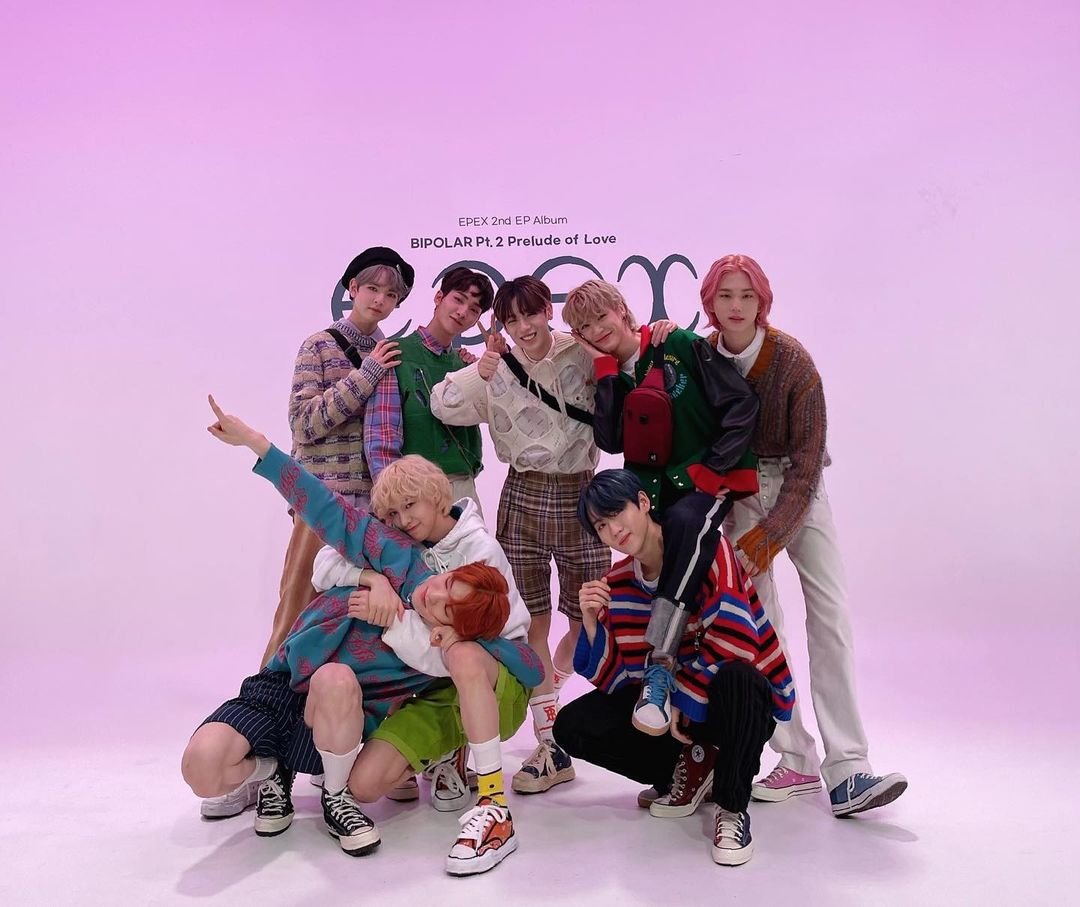 talis0806's tweet photo. não tem como medir o tamanho da felicidade e orgulho que estou sentindo pelo epex, estão se tornando grandes em tão pouco tempo desde o debut, como é bom ser zenith hoje, obrigado! 💛🐈‍⬛

#EPEX_1ST_COMEBACK #EPEX https://t.co/APloi8F0zg