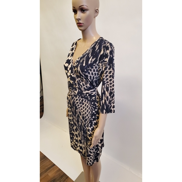 PhxKelly's tweet photo. So good I had to share! Check out all the items I'm loving on @Poshmarkapp #poshmark #fashion #style #shopmycloset #soho #missguided: https://t.co/l0LVJjjLjz https://t.co/IWS9zyAsZl