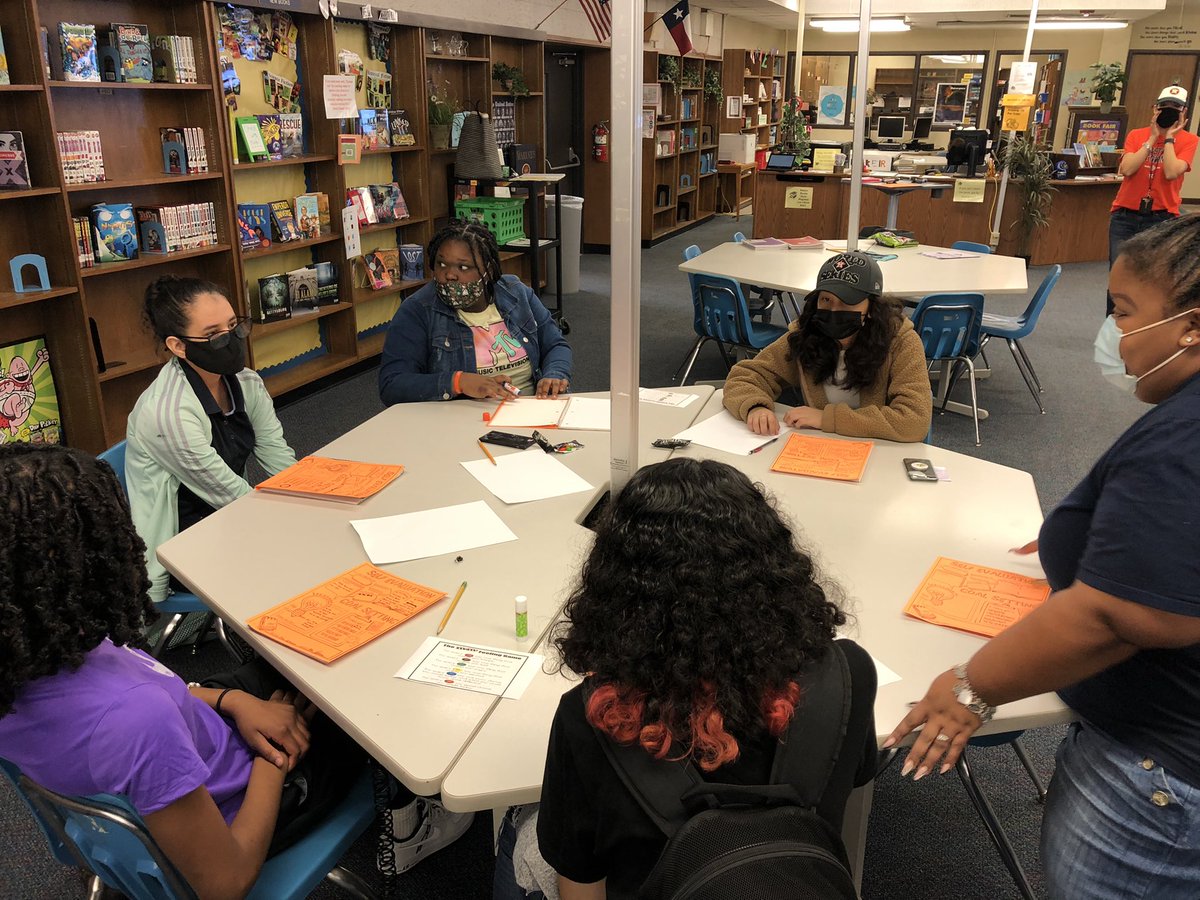 clynvan1's tweet photo. Our AMS GEMS were shining this morning! @AldineMS_AISD @lmamerson @CounselAMS @jesswiltz https://t.co/bN358cuXOf