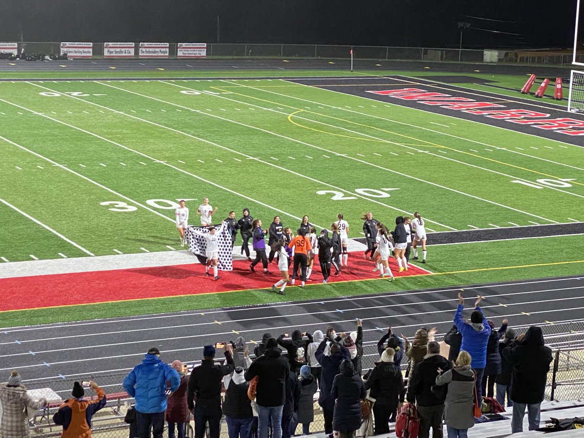 It’s a huge Win in OT for the Lady Quakers!!  Congratulations to Our team and coaches!! 💛⚽️🖤. Thanks to our fantastic student section for making the trip to EF!  Great game ⁦⁦<a href="/EFWarriors/">Elizabeth Forward HS</a>⁩ !  ⁦<a href="/wpial7/">WPIAL</a>⁩