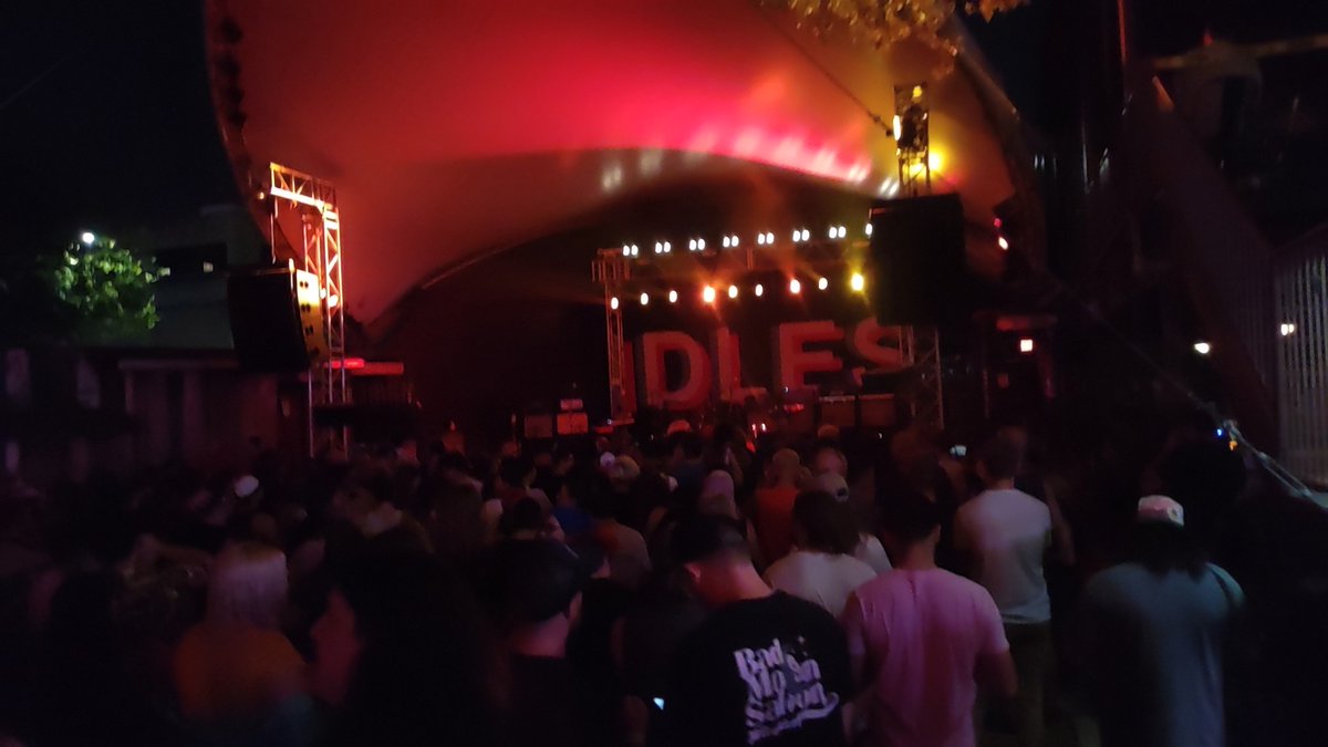 ISBLIVE's tweet photo. Idles https://t.co/7RSY4lP55U