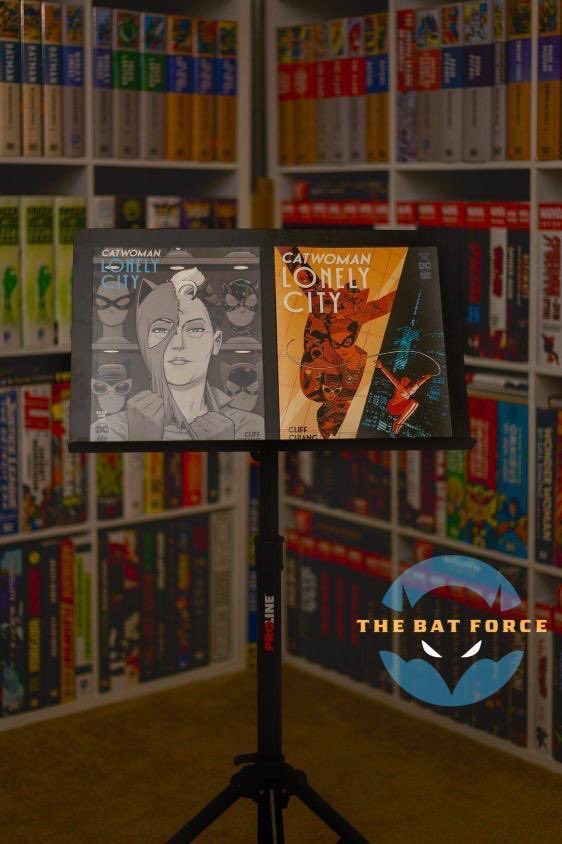 the_batforce's tweet photo. Catwoman LONELY CITY by @cliffchiang has that instant classic feeling. If you haven’t read issue #1 yet go to your local comic shop and pick it up. Highly recommended! You can also hear us talk about it with Cliff himself on #batforceradio https://t.co/w3HVbhOyVB