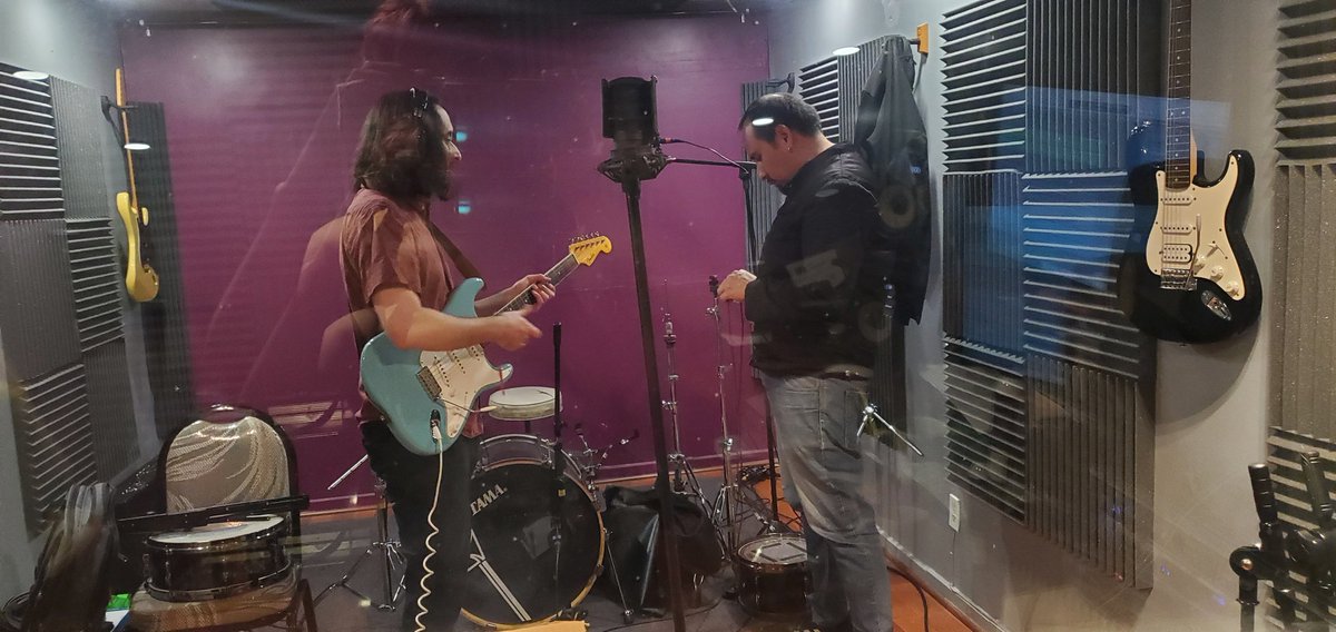 MunlishOficial's tweet photo. ¡Estamos trabajando arduamente para ustedes!

¡Gracias a los que nos están apoyando desde el inicio de todo lo que conlleva este proyecto! https://t.co/lEmdiwXIHh