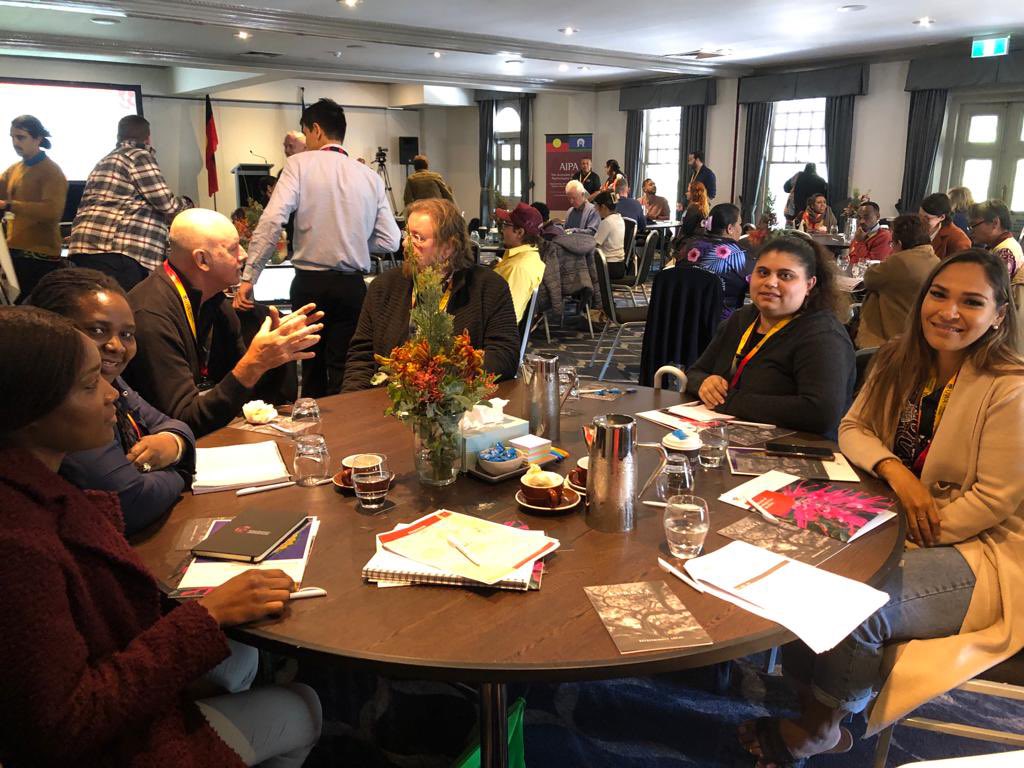 timhwb's tweet photo. Great group discussions on what a SEWB worker and Mental Health worker look like. 
“Mental health workers focus on assessment, but SEWB workers focus on holistic support.” - Maureen O’Meara (YYMS) https://t.co/W3HjYPMmnd
