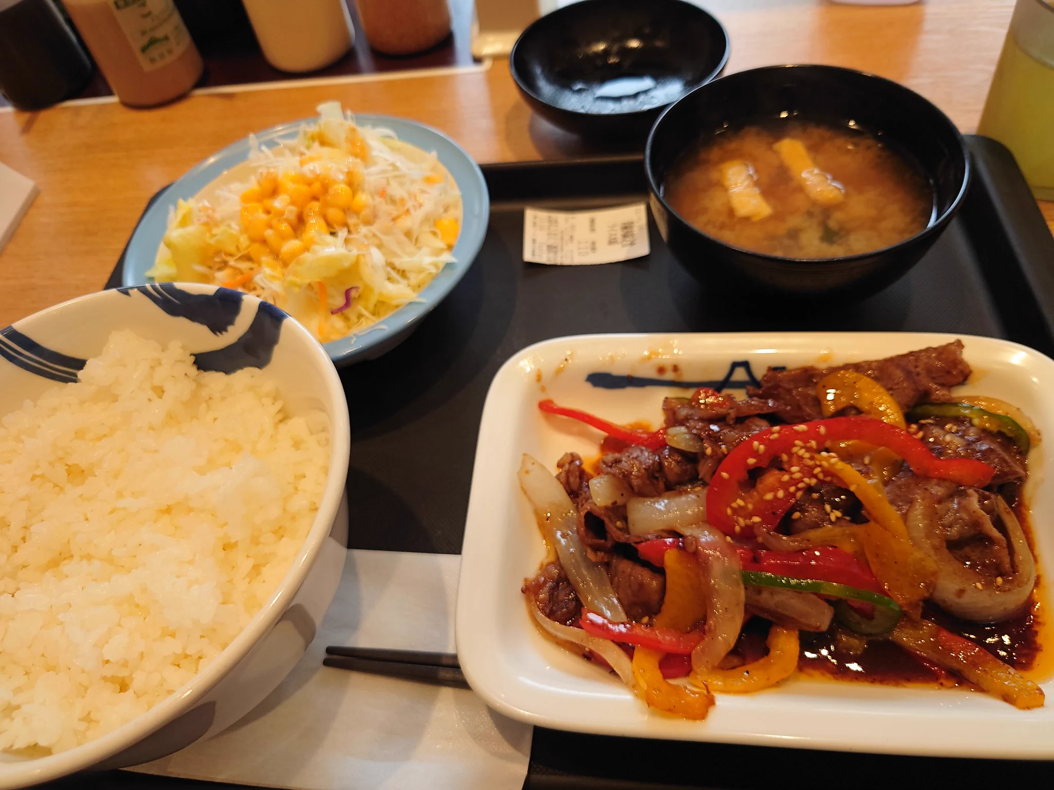 @kakeakami 3食松屋でいいな…… 