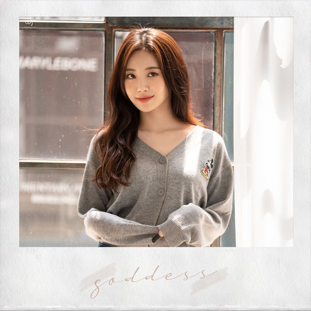 l_oadin_g_II's tweet photo. awesome_ent_official IG update
#유라 #yura #광고비하인드 #Behind #클라이드앤 #clriden #클라이드 #clride #유라X클라이드앤 #어썸이엔티 #awesomeent
#클라이드앤 #클라이드 #clriden #clride
.
#유라 #Yura #ยูรา
#GirlsDay #걸스데이
#걸스데이유라 https://t.co/doKEzRmasA