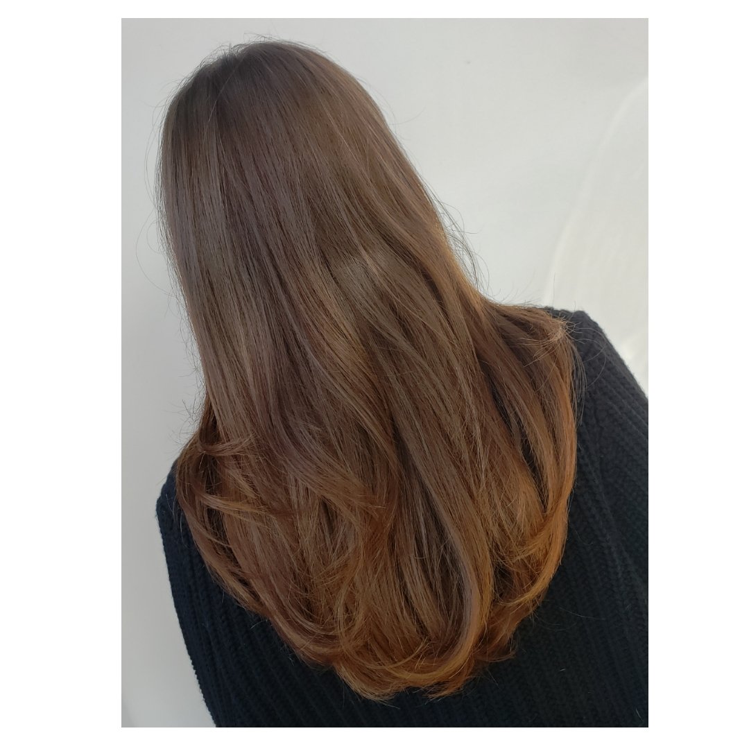 marfabarfa2's tweet photo. Hey guysss I hardly ever post on Twitter but it would mean a lot if you came and got your hair done by me! 🥺❤ Located in downtown Davenport! I promise I'm pretty good! 😜 https://t.co/FwPcC7bXHP