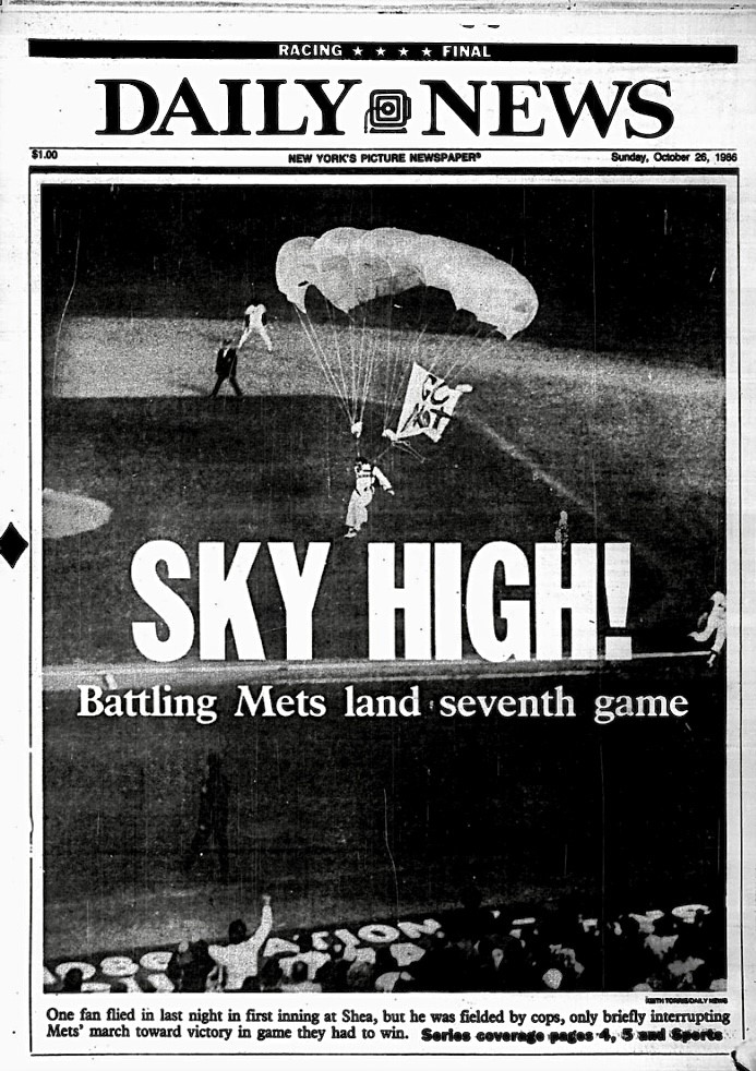 35 yrs ago I jumped into Game 6 to show love for our Amazin’ @mets. A sports writer said "in Boston they send balloons, in NY we send human sacrifices!" Happy 35th Anniversary to the Mets for the '86 World Series win &amp; to all the fans who believed they could do it. #LetsGoMets 😎