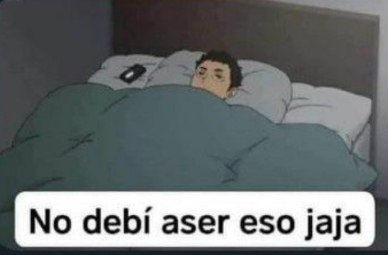 Estoy viendo vídeos de terror con el team. Si no nos ponemos a ver los ositos cariñositos y my litte pony después, ahí no era.