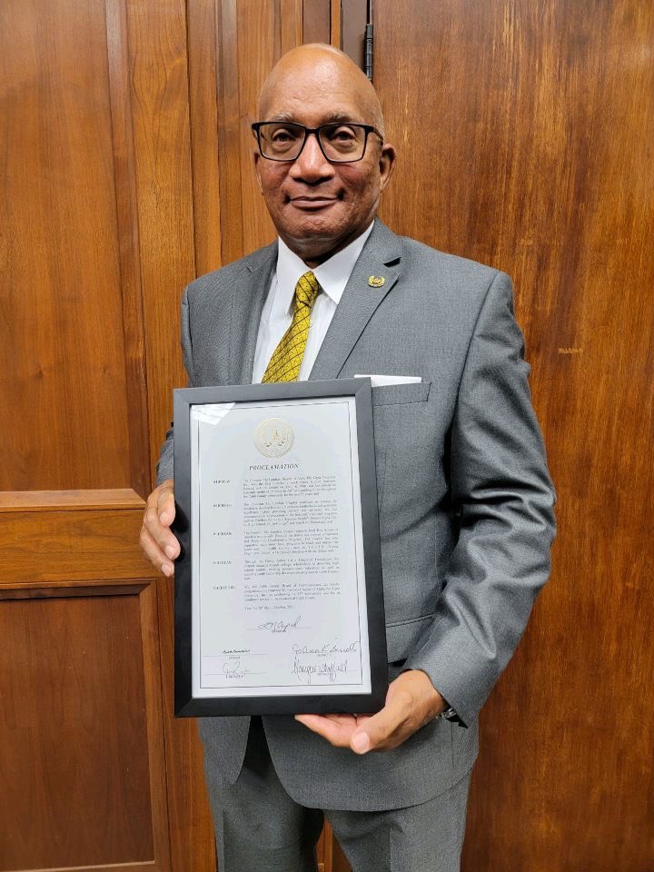 callisfoundatio's tweet photo. Cobb County Board of Commissioners recognized and presented a proclamation to the men of Omicron Mu Lambda Chapter of Alpha Phi Alpha Fraternity, Inc. for 35 years of Manly Deeds, Scholarship and Love for All Mankind. 

#AlphaPhiAlpha #OmicronMulambda #alphacasinonight2021 https://t.co/UXmqnkikK2