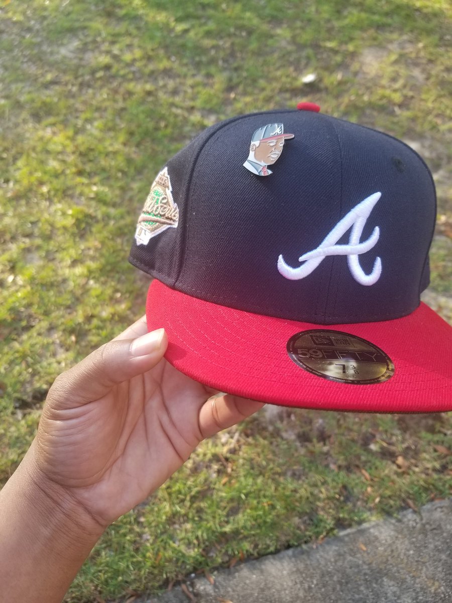 401_Kay's tweet photo. @Cmd_Guap1 @HatClub Go Braves https://t.co/dZ3zDpFcdZ