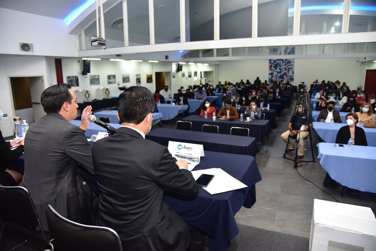 Agradezco al CDR, a mi hermano y lider <a href="/JorgeRoHe/">Jorge Romero Herrera</a> la oportunidad y confianza al designarme como integrante de la Comisión Permanente del <a href="/PAN_CDMX/">PAN Ciudad de México</a> 

De igual forma a mi hermano <a href="/LuisMendozaBJ/">Luis Mendoza Acevedo</a> por toda la confianza!. 

Todo mi empeño y compromiso para tomar las mejores decisiones.