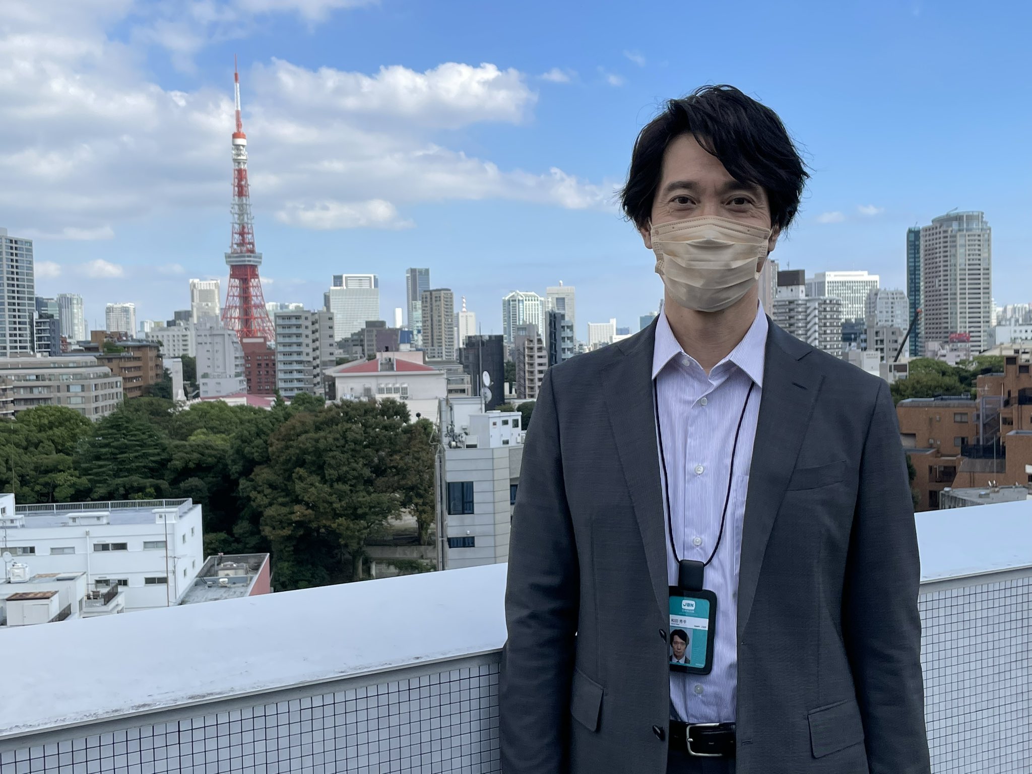 金曜ナイトドラマ 和田家の男たち 公式 東京タワーと秀平さん 青空が似合います 和田家の男たち 第2話 10月29日 金曜よる11時15分 第1話は 見逃し配信中 後ろ姿までかっこいいお写真は インスタで T Co 2mcqtocgcx Twitter