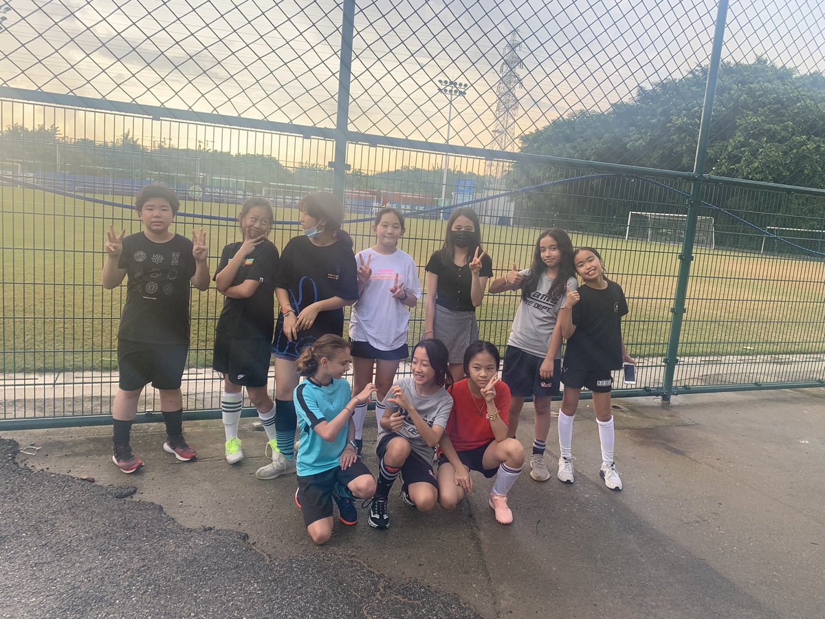MsK_Hpe's tweet photo. End of S1 sports and these #Ramathletes hustled it out on the soccer ⚽️ pitch all the way to 2nd place. #Proudcoachmoments @AISGZ #Ramnation. https://t.co/ku8hUPuA6L
