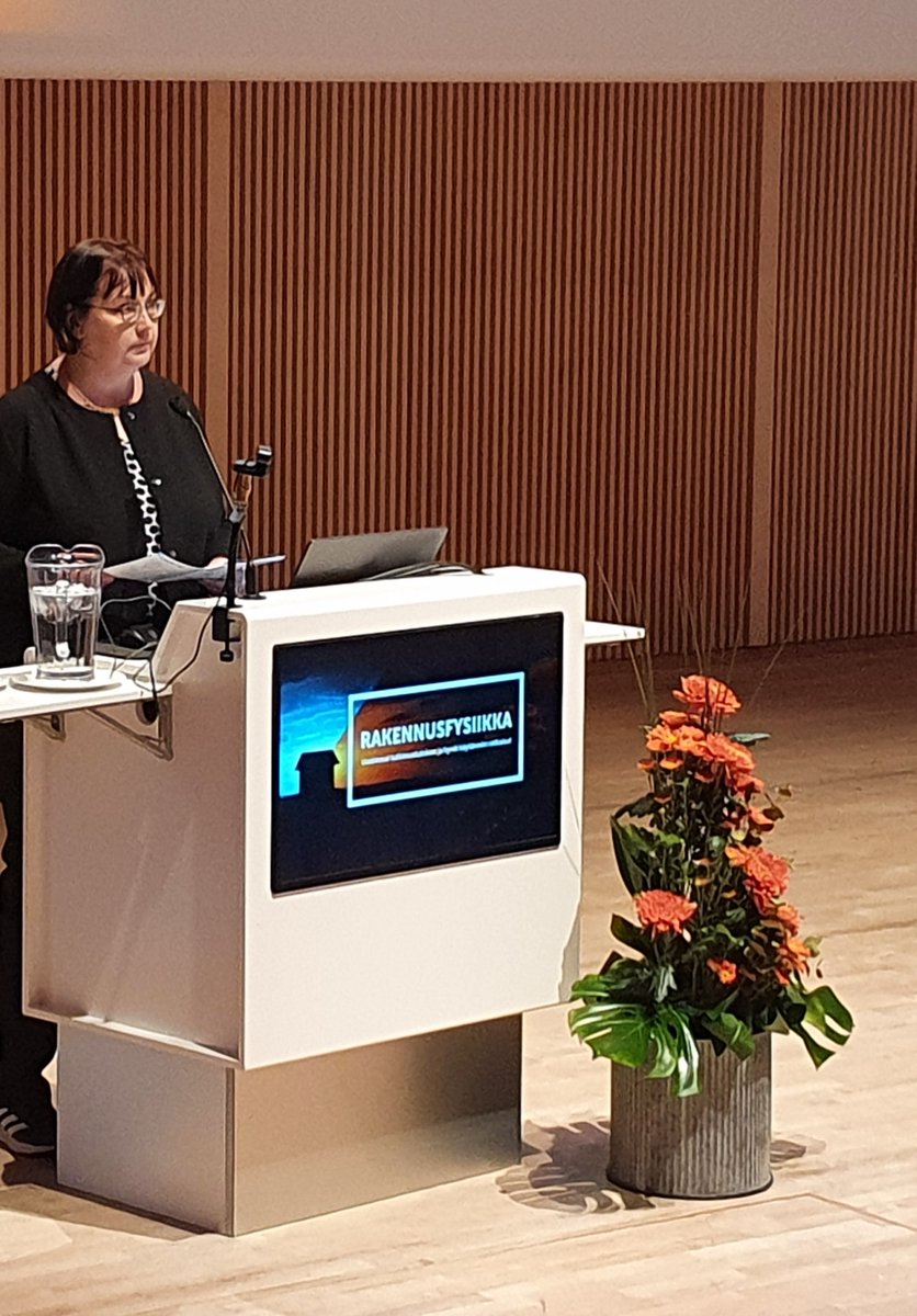 Tänään seminaaripäivän avasi johtava asiantuntija, Terveet tilat 2028-hankejohtaja Katja Outinen valtioneuvoston kansliasta

<a href="/OutinenKatja/">Outinen Katja</a>
<a href="/terveettilat/">Terveet tilat 2028</a>
<a href="/RATEKOkouluttaa/">RATEKO</a>
#Rakennusfysiikka2021 #koulutus #rakentaminen