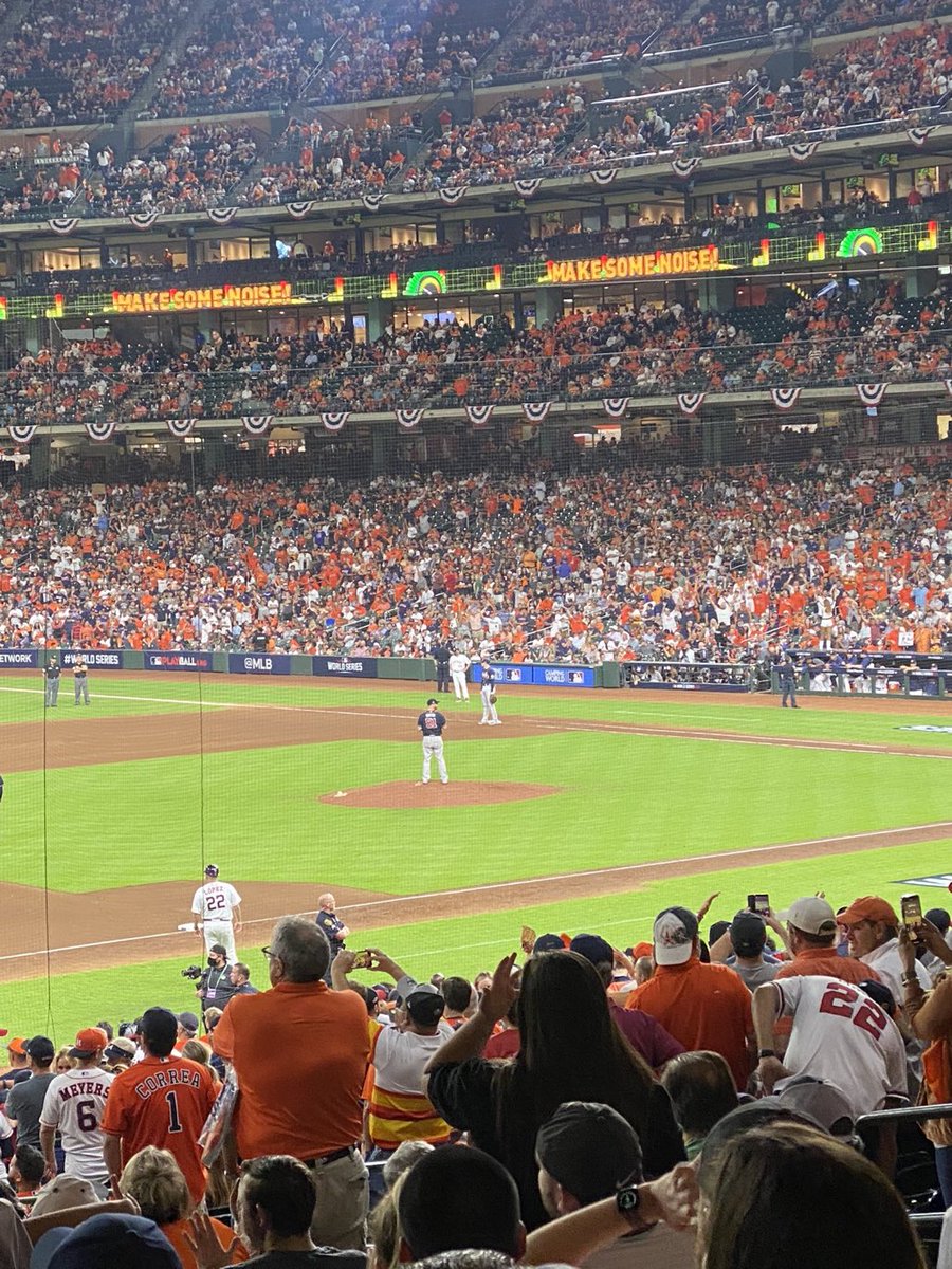 _therealdrose's tweet photo. If Dodger Stadium had this many empty seats in the 9th inning of a World Series game, there would’ve been a nationwide emergency alert sent to our phones accompanied with an hour long special on TBS on why Dodger fans don’t deserve air https://t.co/juVWynWePF