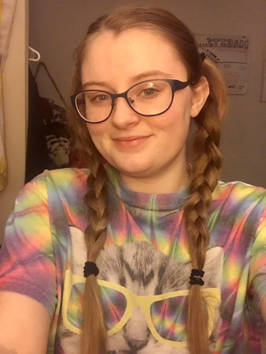 HarmsCrossing's tweet photo. Hello, AC Twitter! My name is Harmoni, but you may also call me Harm! I’m currently finishing up my last year of college! I’m always down to meet new people and play AC together or just chat. My DMs are always open to everyone :) https://t.co/gSIjFSYB9A