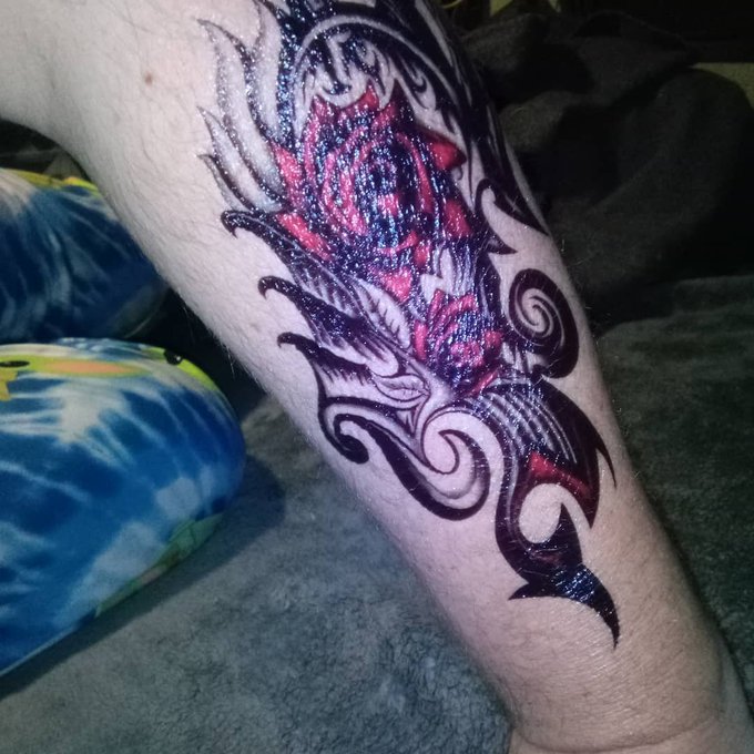 Here is  another temporary tattoo give me your opinion please https://t.co/IaEaX1rn2l<a href="/tag/newprofilepic"class="tags"><span>&#35;newprofilepic</span></a>