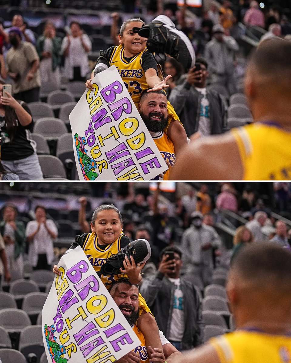 ESPNNBA's tweet photo. Russ had to get one last assist tonight 🥺👏 https://t.co/Fn36GNnMXM