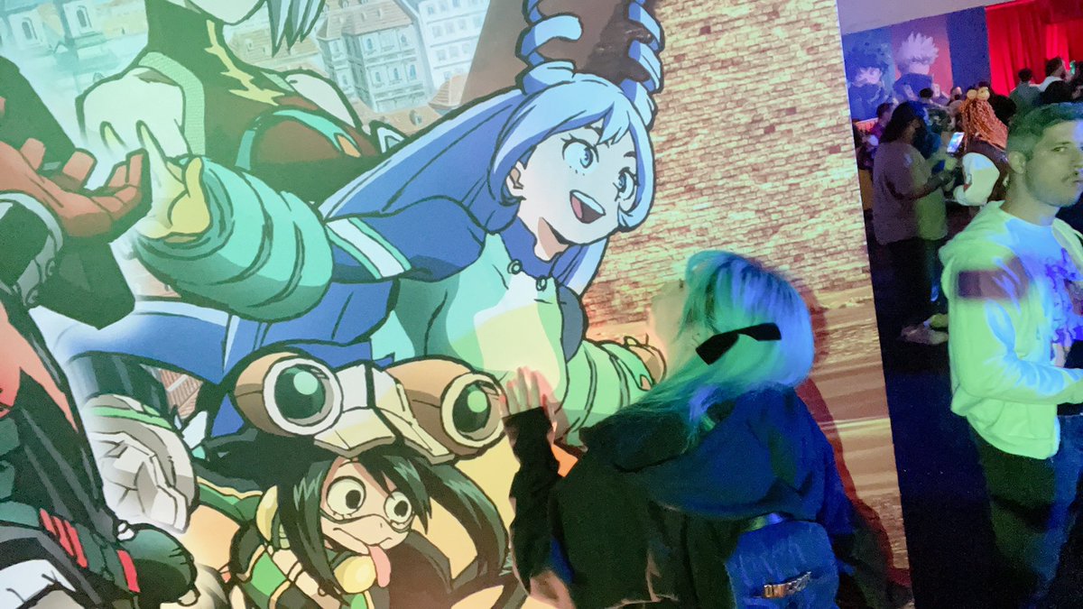 starsmitten_'s tweet photo. WOOOOO AT THE NEW MY HERO MOVIE PREMIERE!!! Thank you so much @Funimation :D
🔗: https://t.co/f4K8UNuPVU
#FunimationPartner #MHAWHM https://t.co/Py25AFIwNN