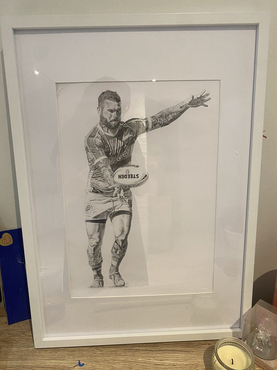 Billyboy_Kids's tweet photo. Finally ready to hang on my wall! @Rendiggiti @SSFCRABBITOHS #rabbitohs #rabbits #foreverarabbitoh #adamreynolds https://t.co/jLJqFyBLTH