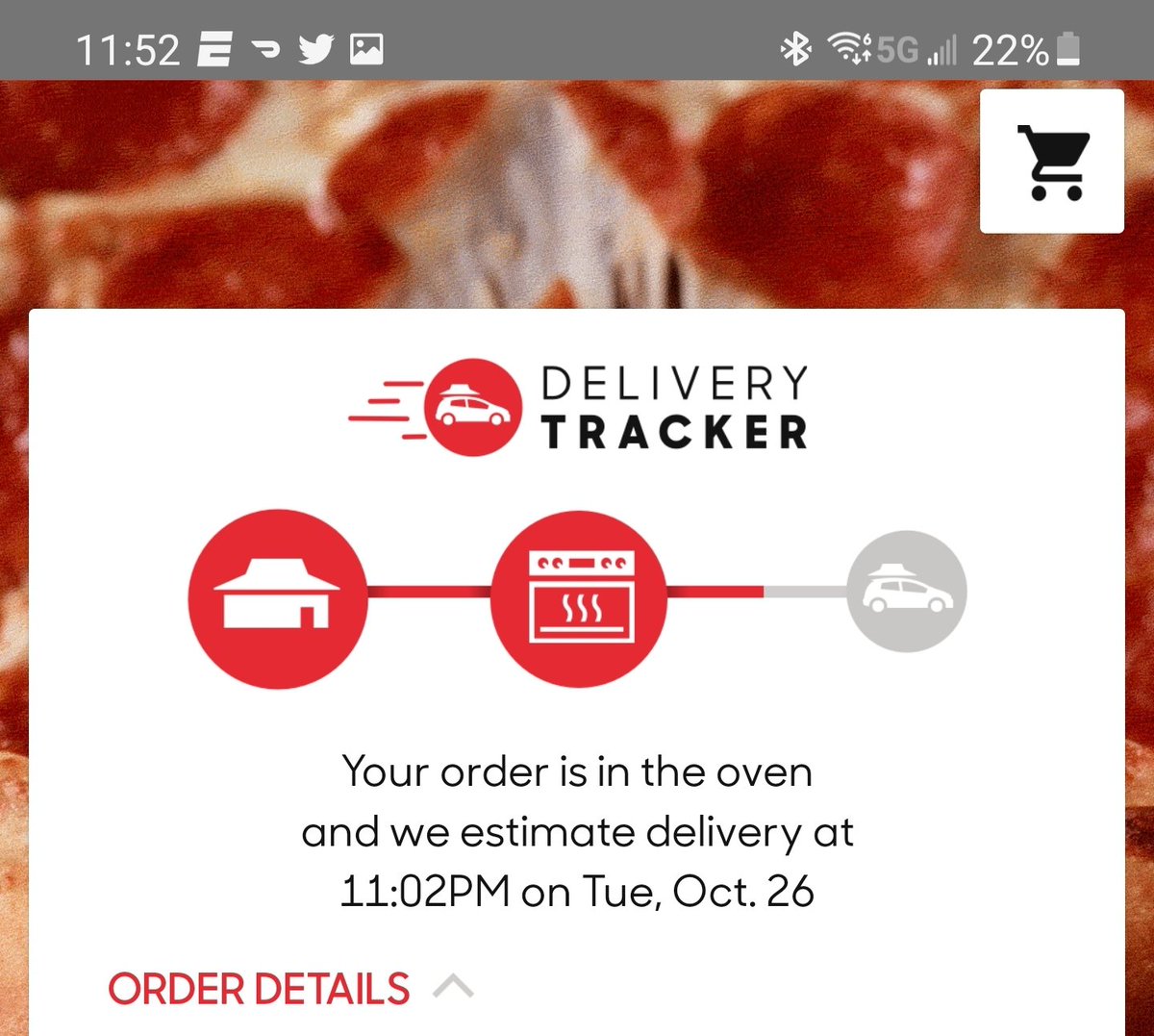 CloudedFeight's tweet photo. @pizzahut I can't keep fighting for you after this https://t.co/rDN6IAQoKZ