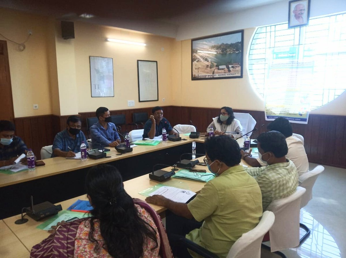 dmkhowai's tweet image. District Implementation Committee has planned for intensifying for e Shram enrollment of unorganized sector workers of Khowai district in coming days. Approach nearest Common Service Centre (CSC) for enrollment with Adhaar, Bank passbook and mobile no.